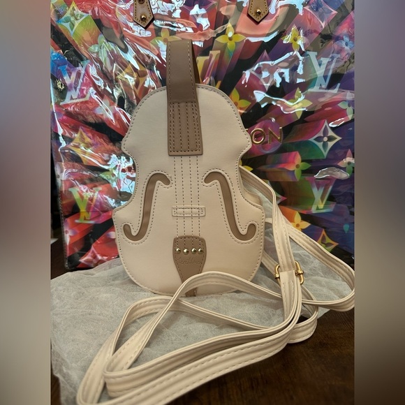 Violin off white Shaped Bag Crossbody or Messenger Bag Sling Bag with Dust bug - Picture 2 of 15
